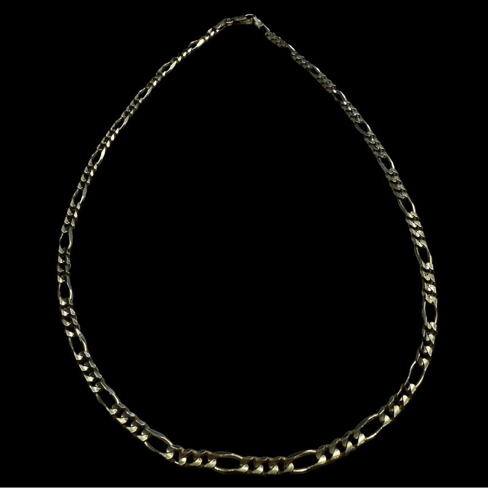 Elegant Gold Chain Necklace